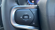 Volvo XC40 2.0 B3P Plus Dark 5dr Auto Petrol Estate